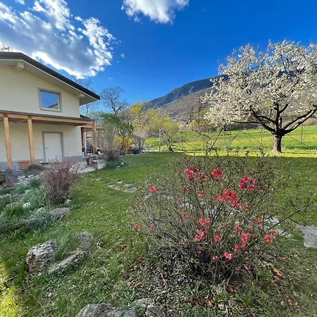 La Casina Di Oscar Ad Ao V Combe Vda Quart 0014 E 00I6 Apartment Exterior photo